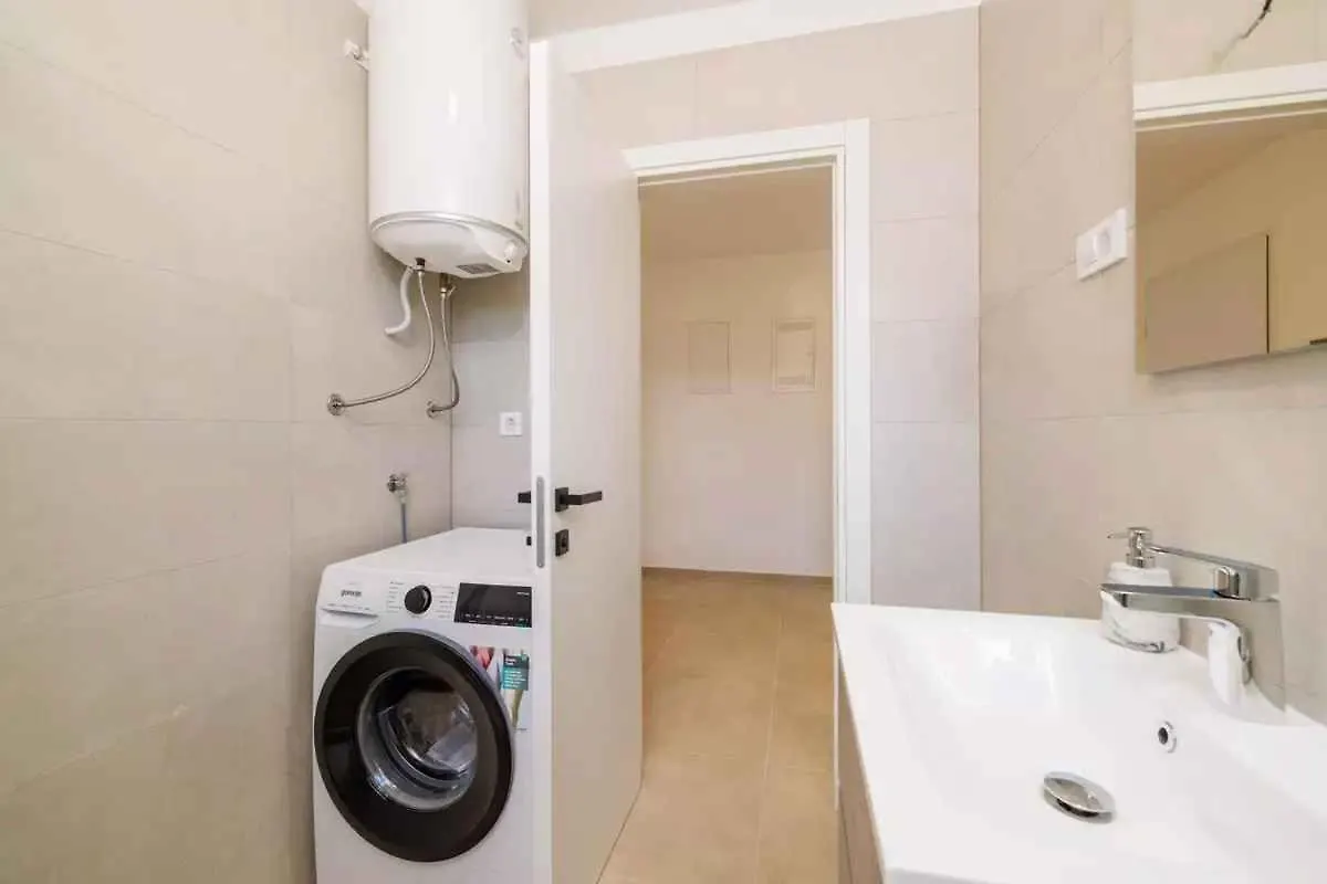Apartment In Dramalj 49873 Kroatien