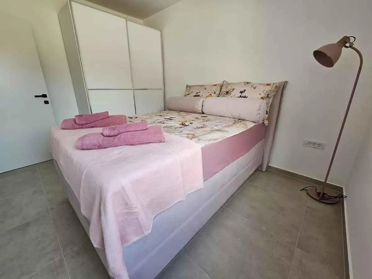 Apartment In Dramalj 49873