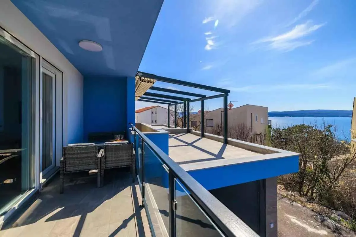 Apartment In Dramalj 49873